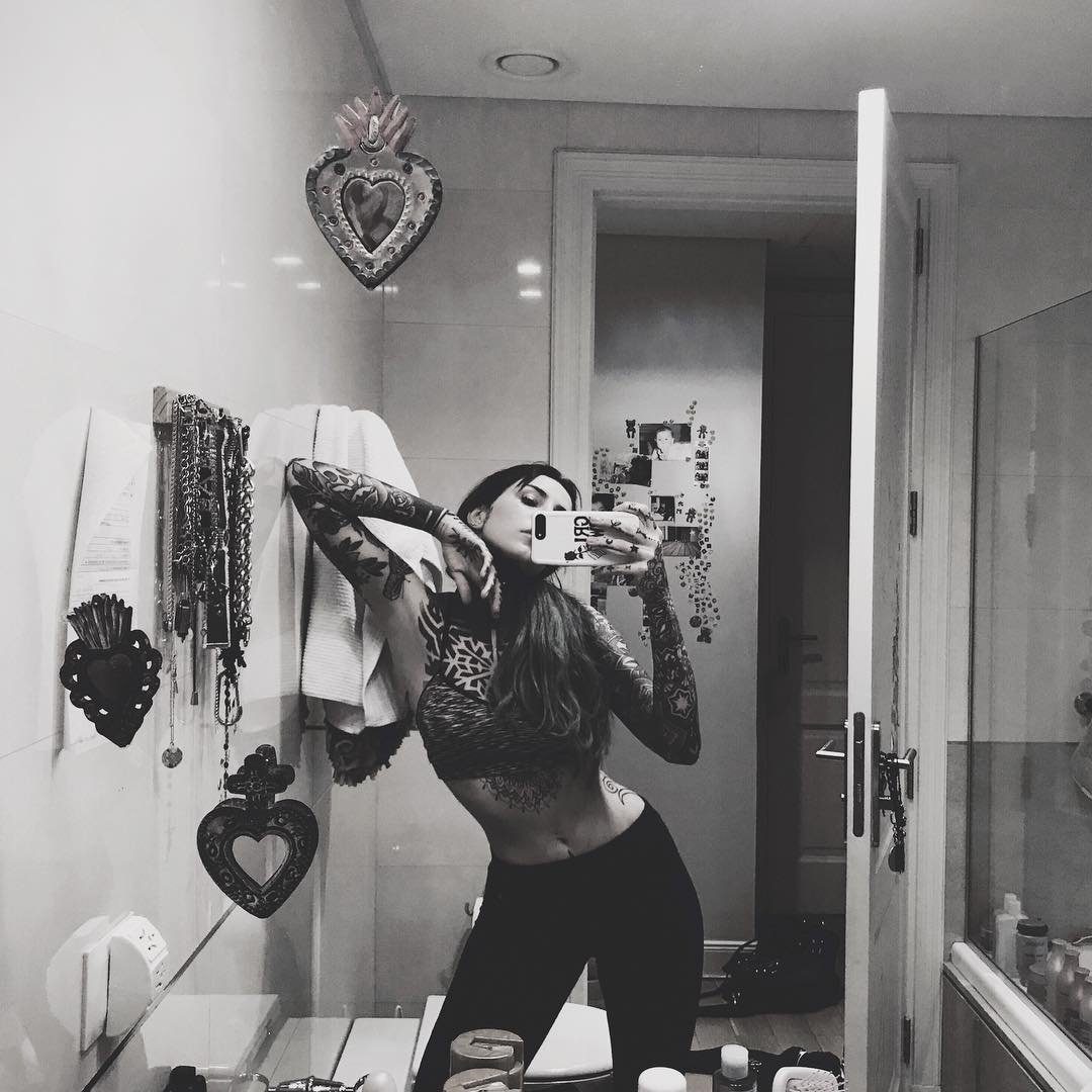 Cande Tinelli Dise O Y Transparencias Puntoseguido Com Ar